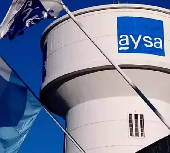 AySA pide subir 209% las tarifas de agua y cloacas 36 AySA-agua