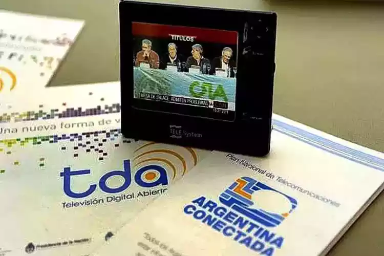 Suspenden todos los contenidos digitales de medios públicos 39 Suspenden todos los contenidos digitales de medios públicos