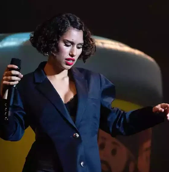 RAYE llega a Argentina con “My 21st Century Blues” 32 Raye-llega-a-Argentina