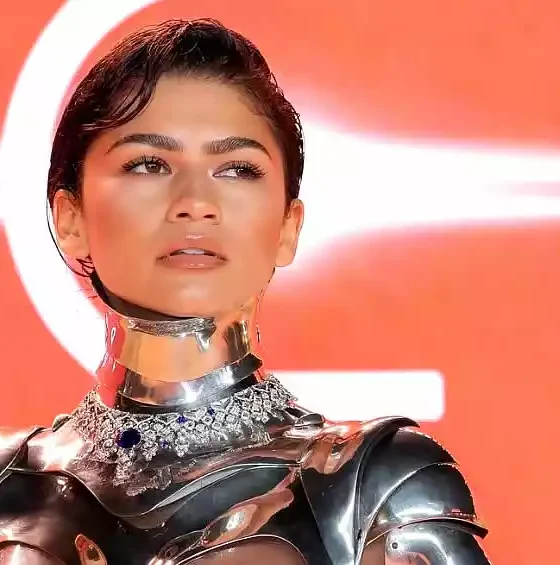 Zendaya brilló con un look robótico 40 Zendaya