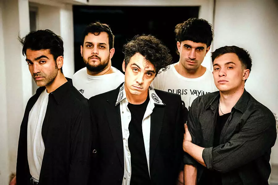 "Vigilante" es el nuevo single adelanto de Muñecas 35 nuevo single adelanto de Muñecas
