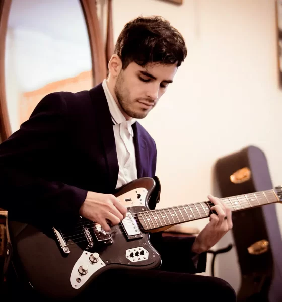 Oliver Boo presenta "Detrás del Escenario", su nuevo álbum 40 Oliver Boo presente su nuevo álbum