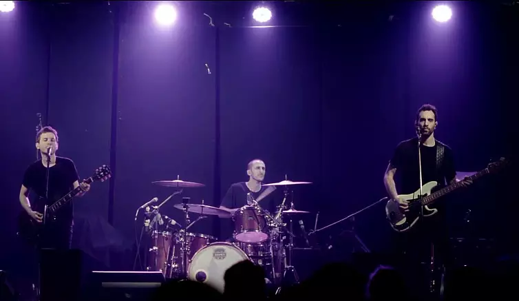 5ta del Lobo presenta su nuevo video ¨Una historia sin fin¨ 36 5ta del Lobo presenta su nuevo video