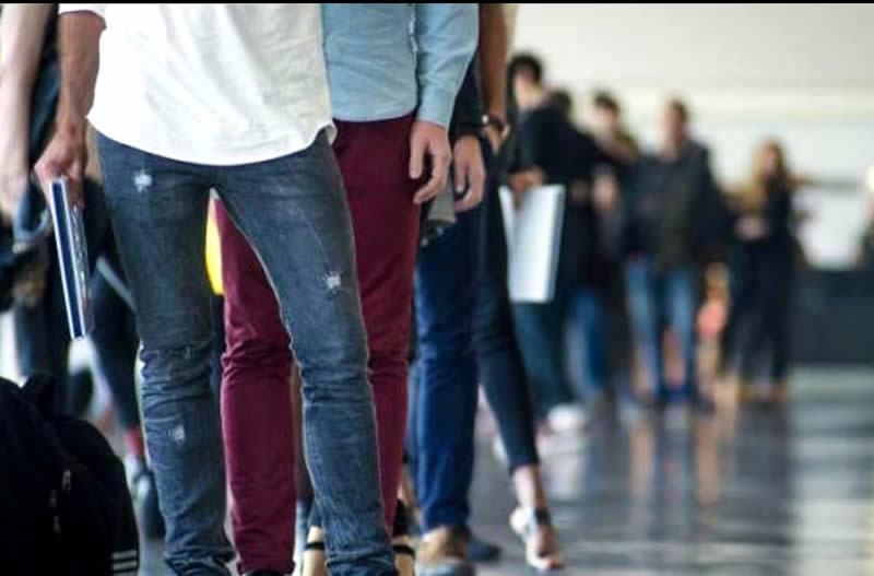 La provincia de Buenos Aires alcanzó una desocupación del 8,3% 35 Desocupación