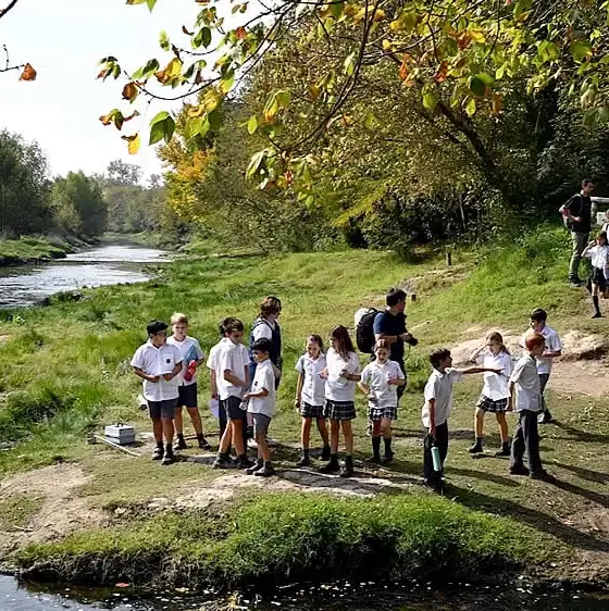 Alumnos de escuelas locales midieron la calidad del agua
