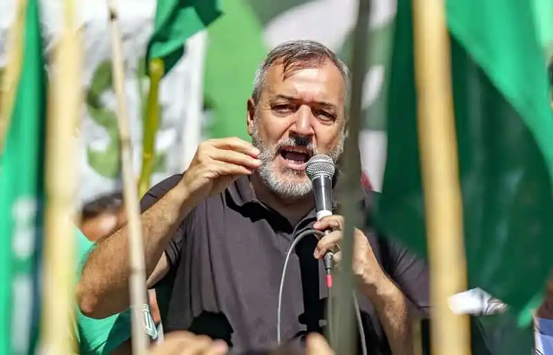 División en la paritaria estatal