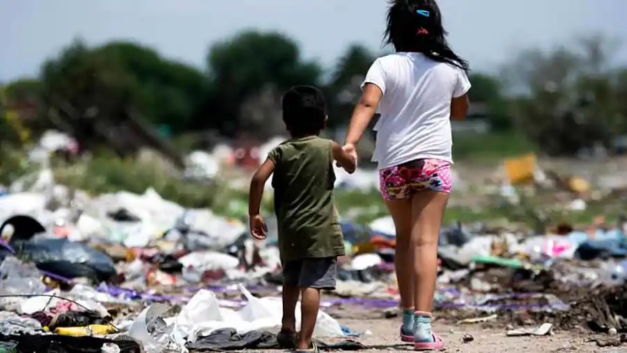 baja en la pobreza infantil en 2024