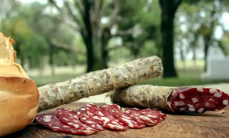 Giles salame más largo del país
