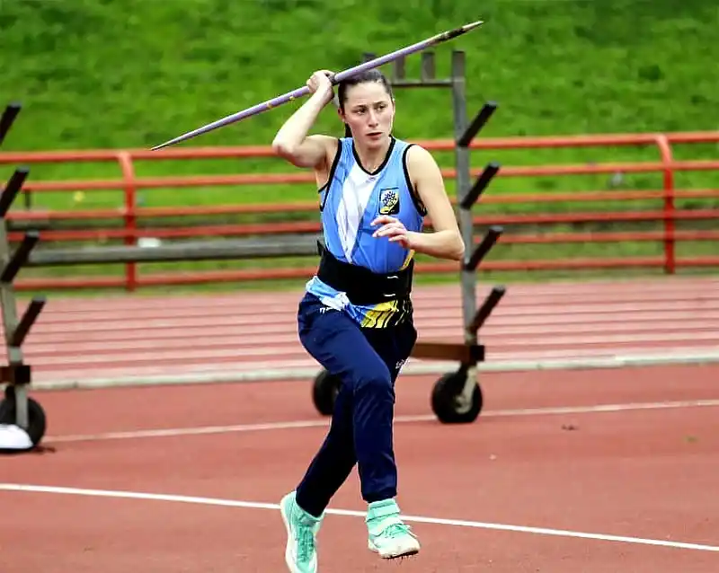 Rebeca Pacheco Subcampeona Provincial de atletismo