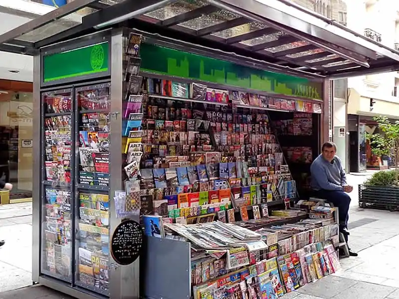 puesto de diarios