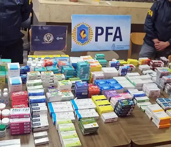 Allanaron una estación de servicio por venta ilegal de medicamentos 32 venta ilegal de medicamentos