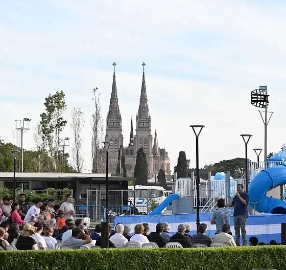 plaza ARA Isla de los Estados