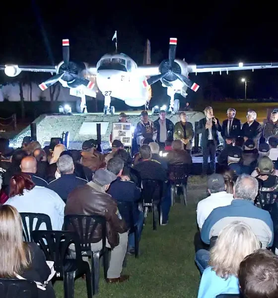 Inauguración Avión de guerra Grumman Tracker d