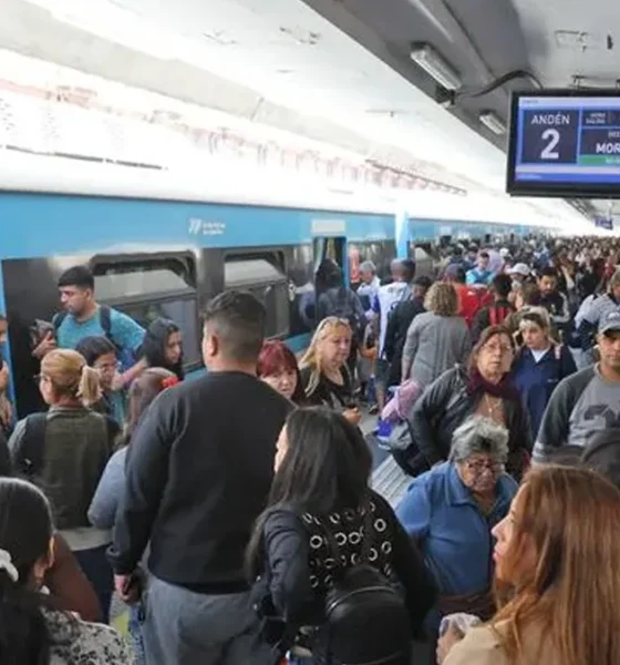 Tercer día consecutivo de demoras en el tren Sarmiento 34 demoras en el tren Sarmiento
