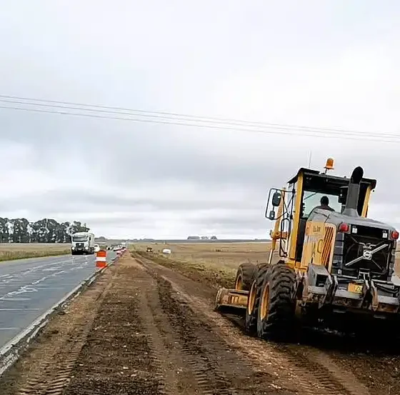 El gobierno oficializa la privatización de rutas clave licitando 1.900 Km 32 rutas nacionales