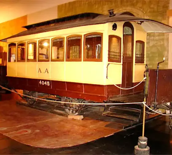 caminata por los transportes de Luján