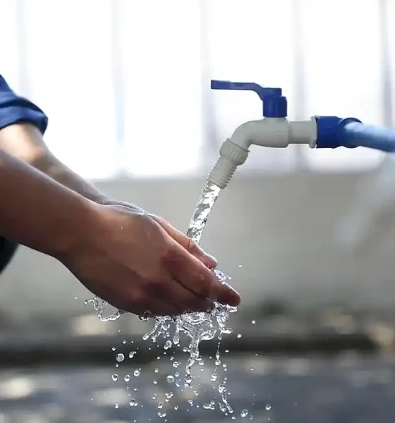 piden regular el consumo de agua potable