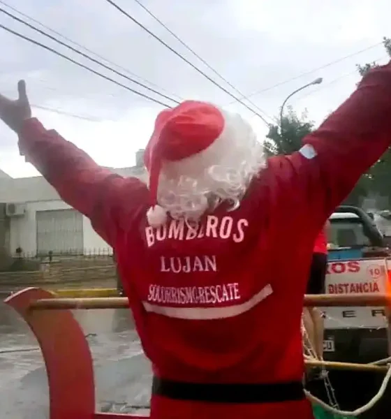 Bomberos Voluntarios colectan golosinas