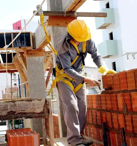 Indec: en octubre la construcción se incrementó 8% 34 Indec: en octubre la construcción se incrementó 8%