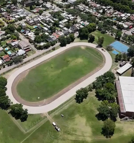 Obras integrales de mejora y mantenimiento en el Polideportivo Municipal 34 obras en el polideportivo
