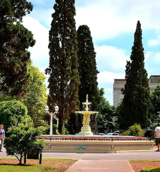 Se profundiza la puesta en valor de la Plaza Colón 32 Puesta en valor de la Plaza Colón