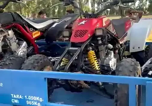 niño de 10 años corriendo carreras