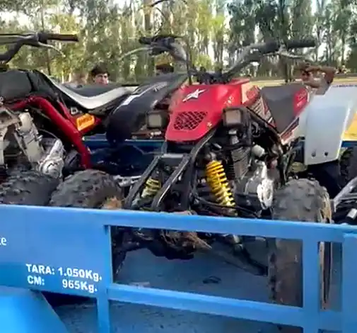 niño de 10 años corriendo carreras