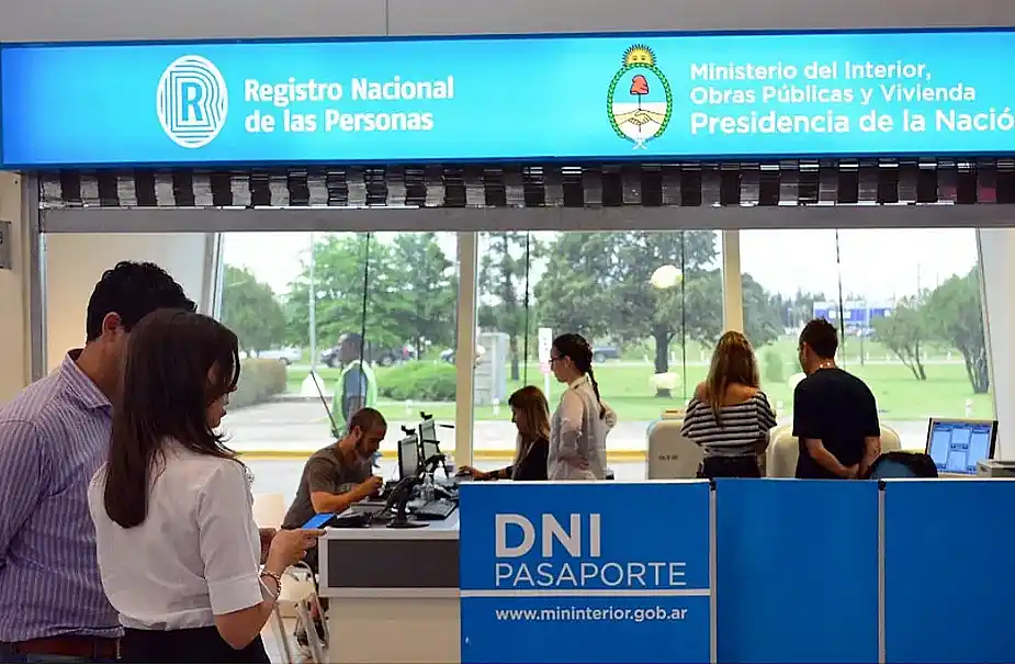 Cambios en el gobierno: nuevas designaciones en áreas clave del Estado 35 Cambios en el gobierno