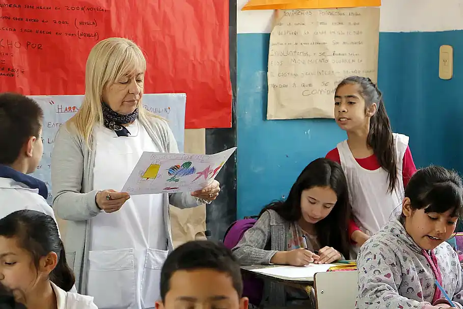 unifican cargos docentes