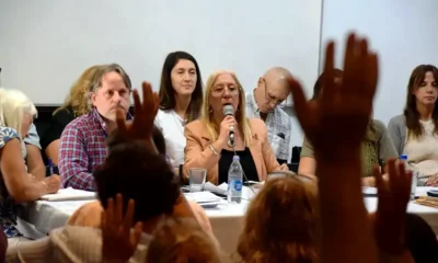 Docentes bonaerenses aprobaron aumento salarial