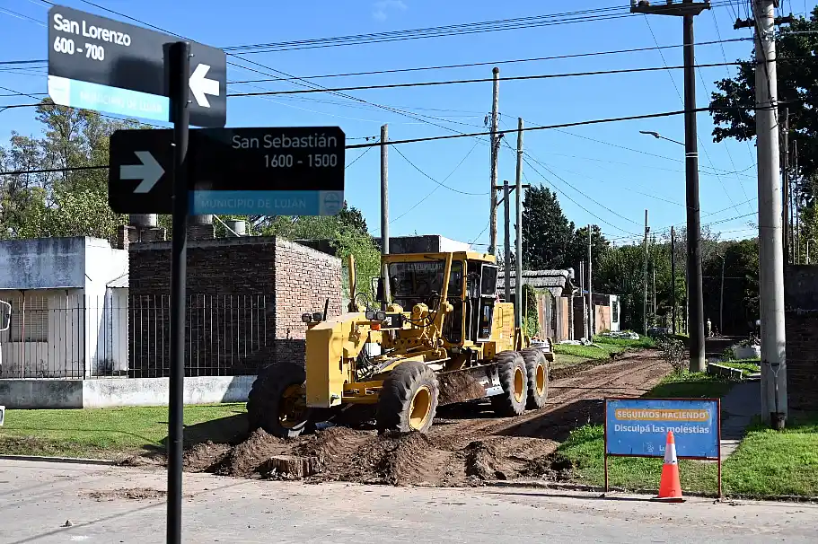 Obra vial en Luján