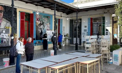 entrega de mobiliario escolar