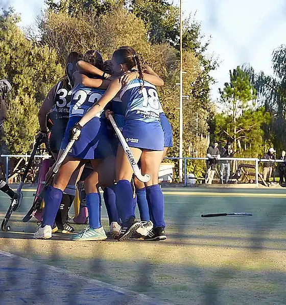 Hockey A vs U. LA PLATA B 9