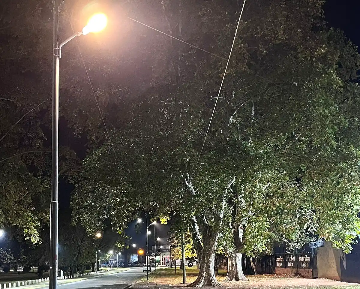luces LED en Las Casuarinas