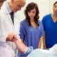 Nuevo examen único para ingresar a residencias de salud