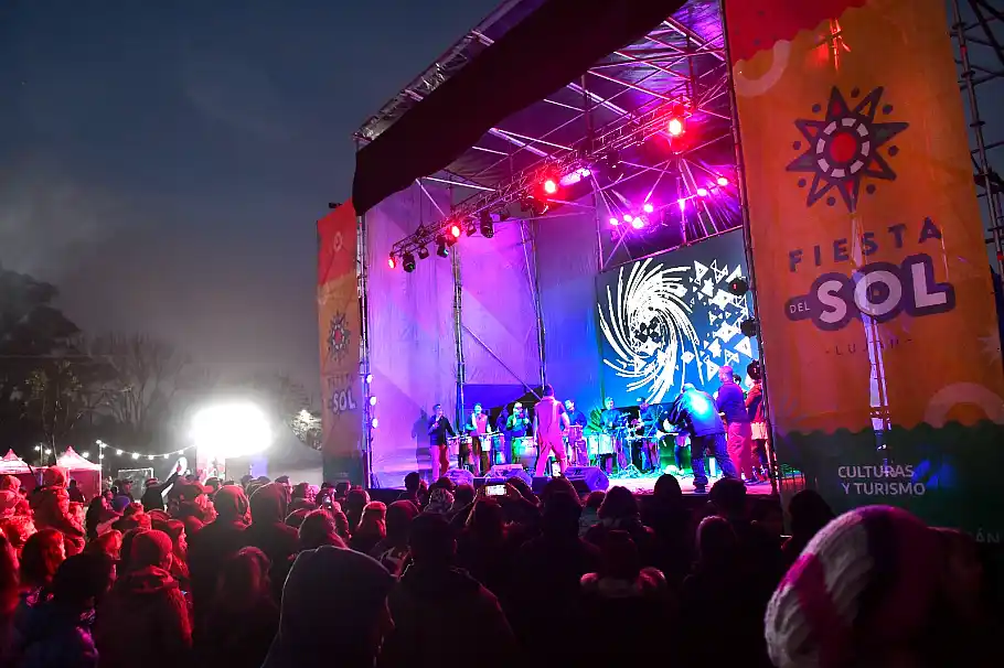 Fiesta del Sol en Carlos Keen