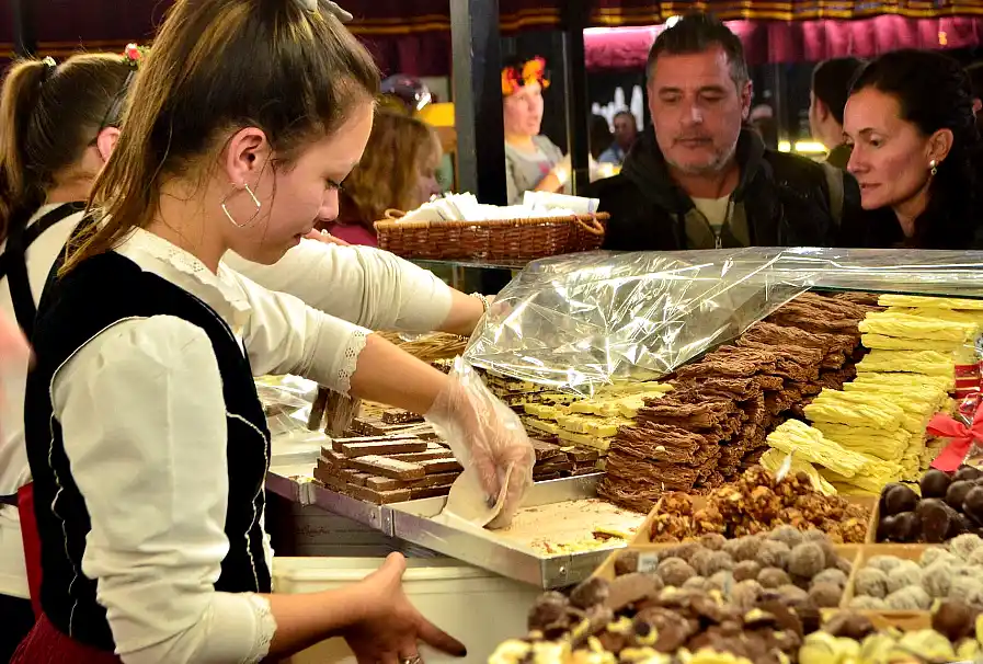 Lanzan la semana del chocolate con descuentos para impulsar el comercio local 36 Lanzan la semana del chocolate