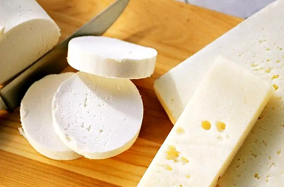 código alimentario queso