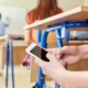 teléfonos celulares en las escuelas