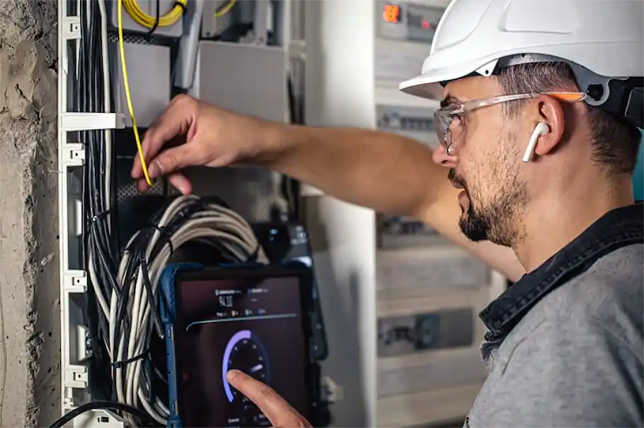El servicio de internet sufrirá interrupciones por obras de emergencia en Luján 34 internet por fibra óptica
