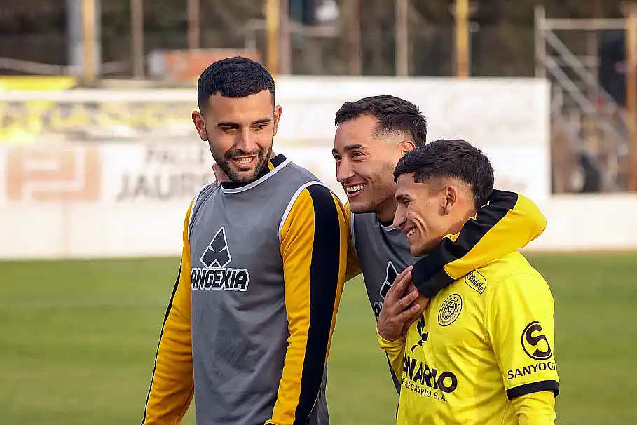 Flandria volvió al triunfo y tomó aire en la lucha por la permanencia 34 Flandria festeja