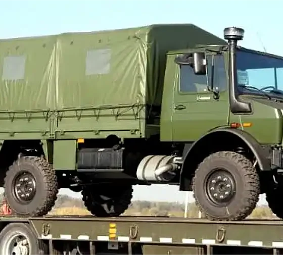 El Ejército Argentino traslada Unimog U4000