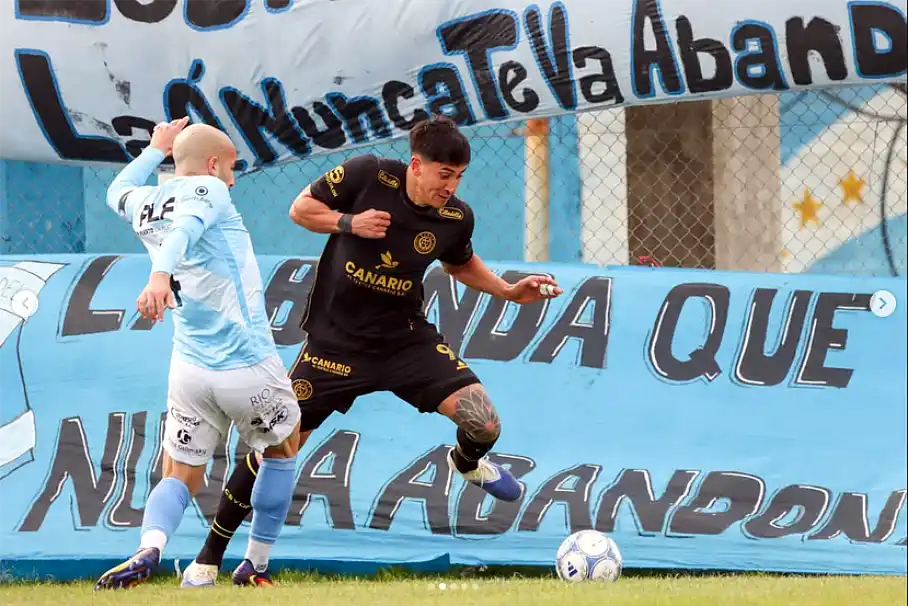 Flandria perdió en el final ante Villa San Carlos