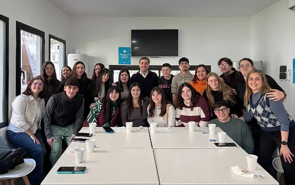 Jóvenes de Fundación Pescar
