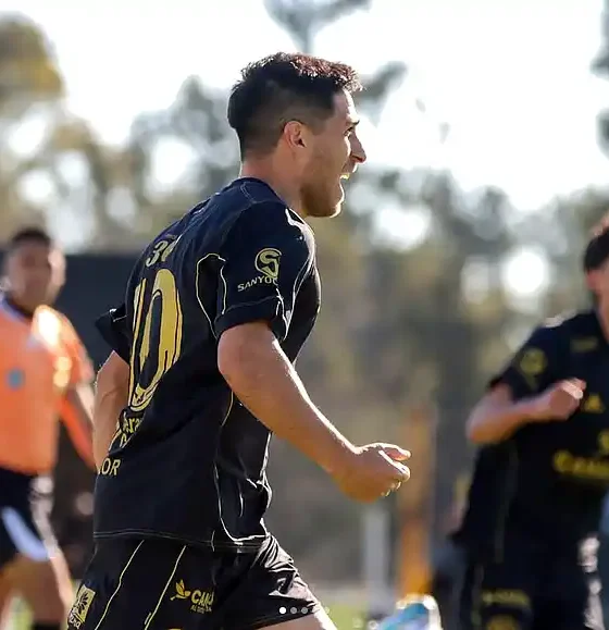 Flandria sorprendió a Camioneros
