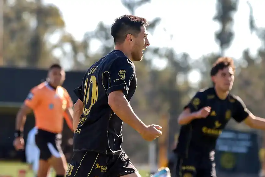 Flandria sorprendió a Camioneros