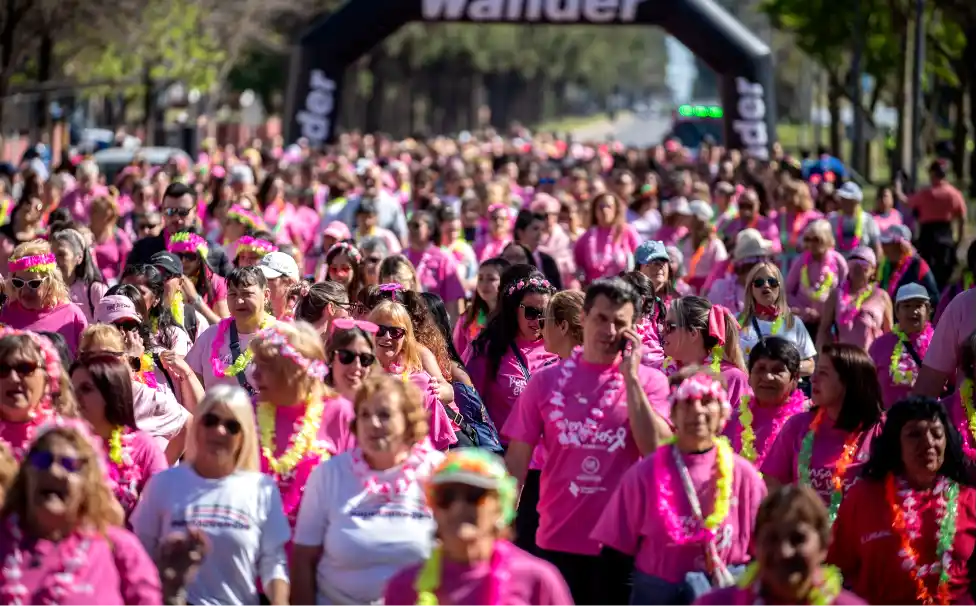 Octubre Rosa: la caminata de LALCEC