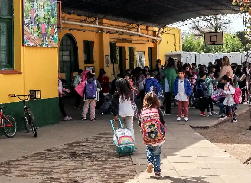 Escuela de Olivera