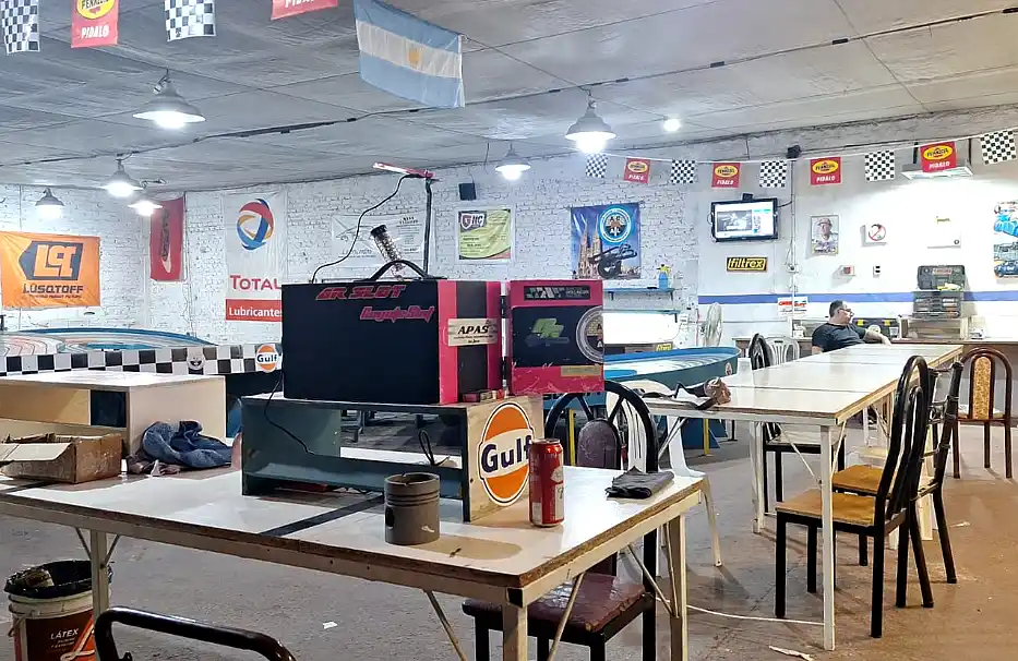 ACCAL realiza una carrera para descubrir la pasión por los autos en miniatura 36 accal automodelismo