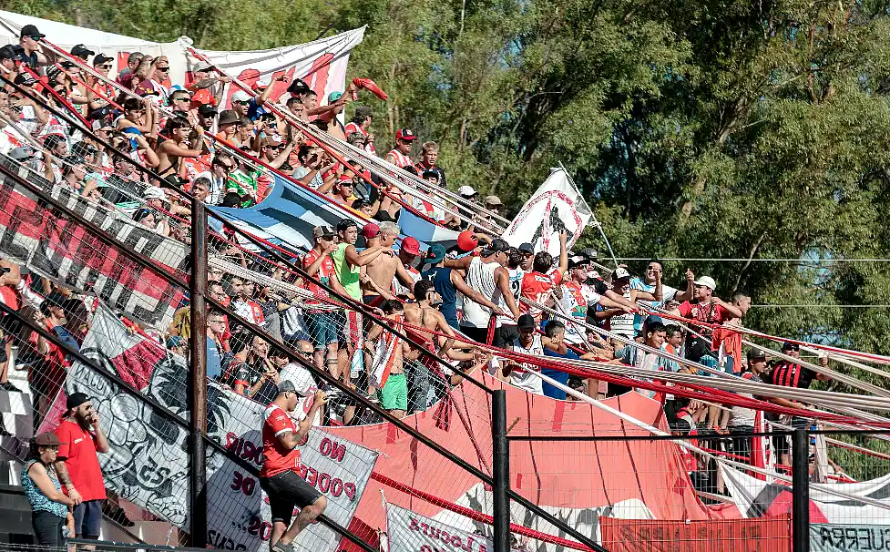 Luján vs. Berazategui: una final por el ascenso